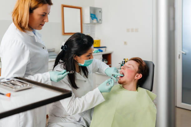 Best Emergency Root Canal Treatment in Petersburg, MI